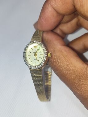 Classic Women's Gold-Tone Crystal Bezel Bracelet Watch